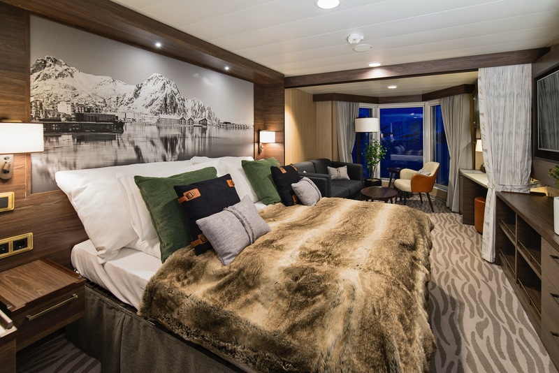 Expedition Suite | Two-bed suite on upper deck